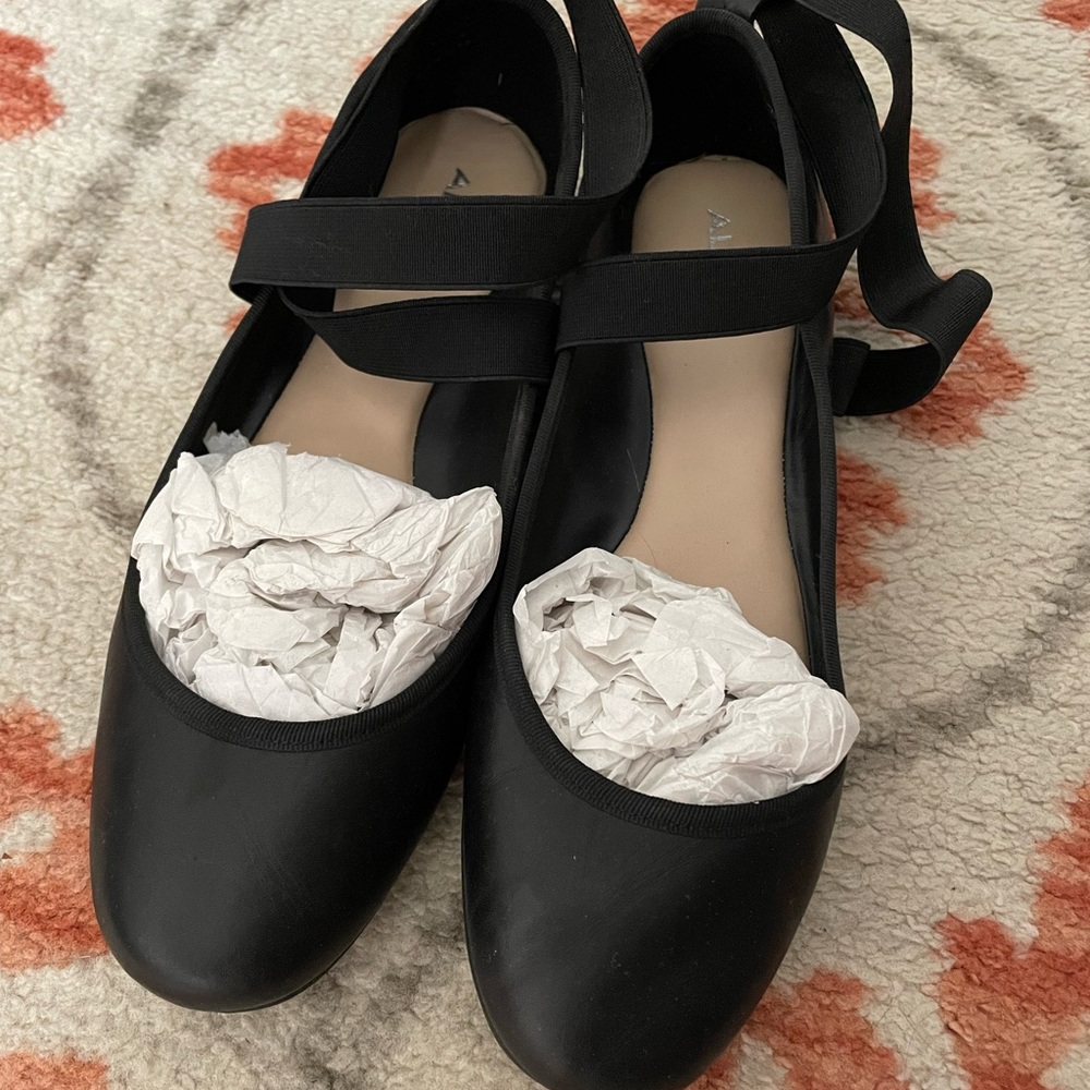 Aldo Cross-strap Flats